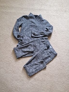 Athletic Works Gray Knit Lounge Top And Joggers with Drawstring